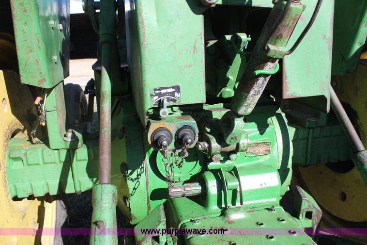 image for item D1304 John Deere 4020 tractor