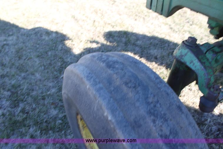 image for item D1304 John Deere 4020 tractor