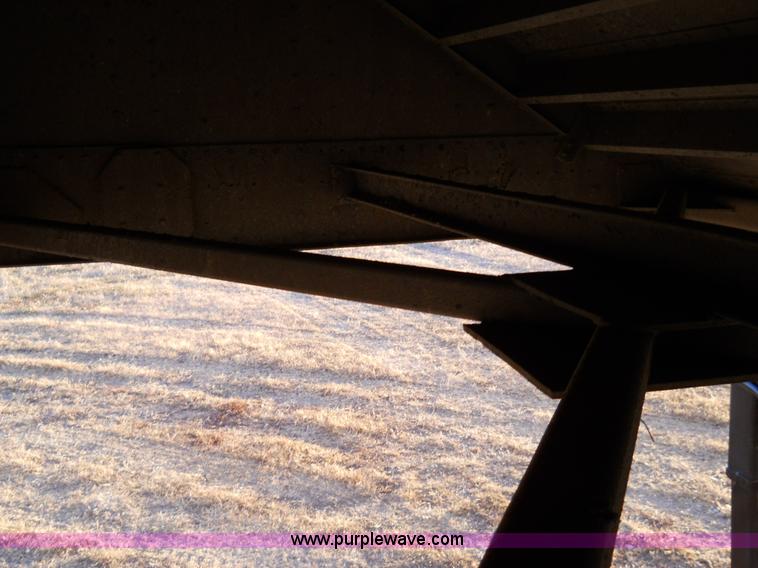 image for item D1308 1992 Merritt hopper grain trailer