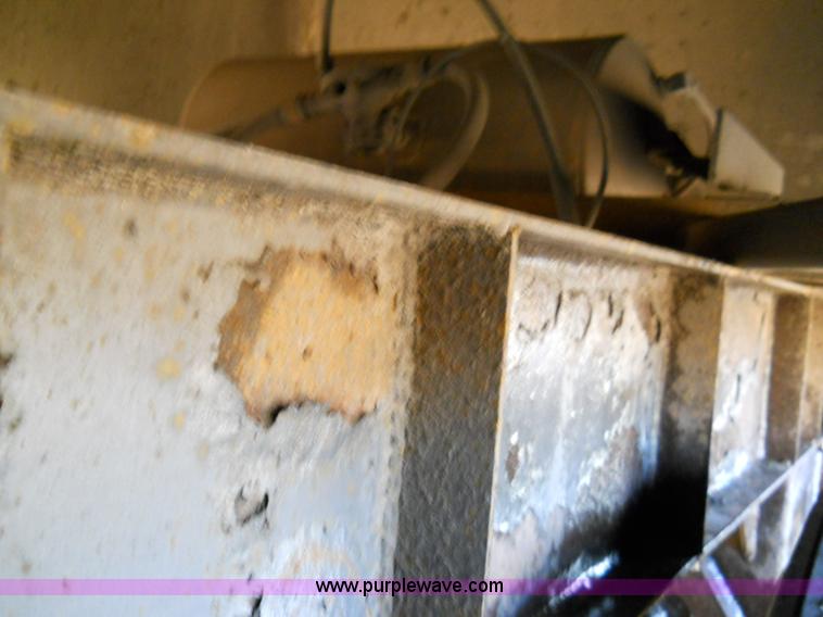 image for item D1308 1992 Merritt hopper grain trailer