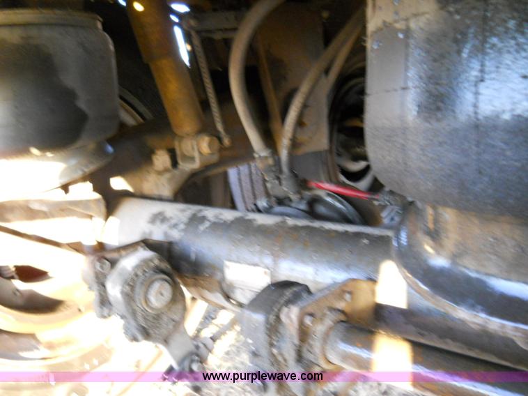 image for item D1308 1992 Merritt hopper grain trailer