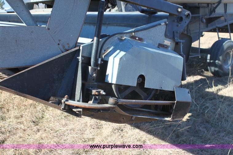 image for item D1309 1986 Gleaner L3 combine