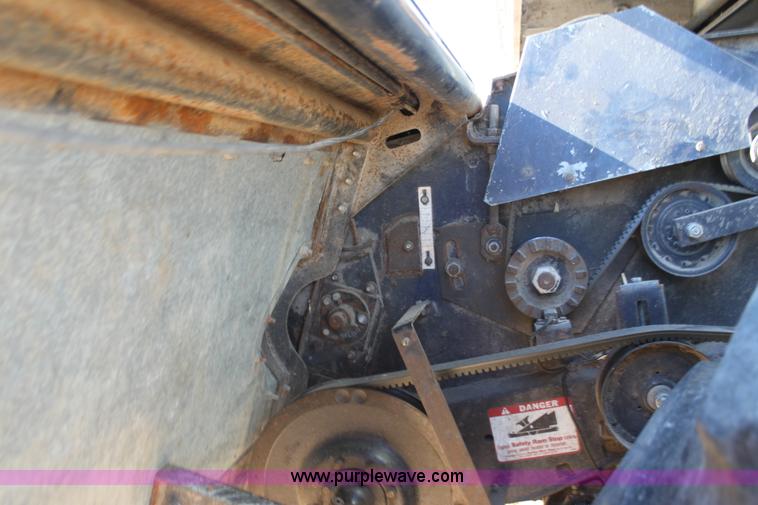 image for item D1309 1986 Gleaner L3 combine