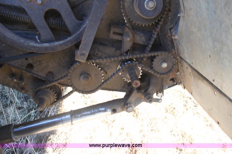 image for item D1309 1986 Gleaner L3 combine