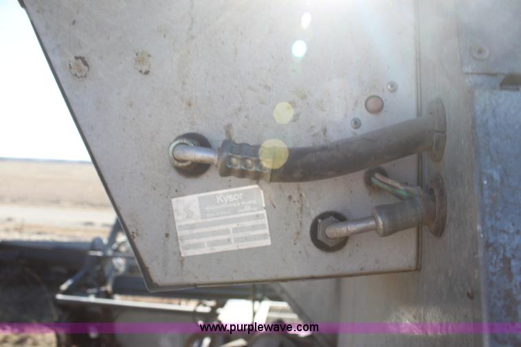 image for item D1309 1986 Gleaner L3 combine