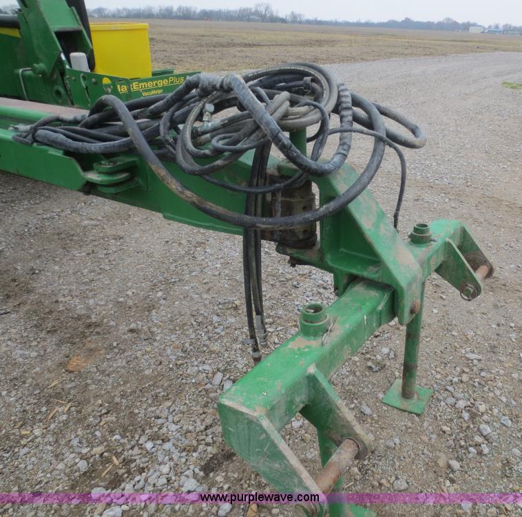 image for item D2235 1997 John Deere 1770 planter