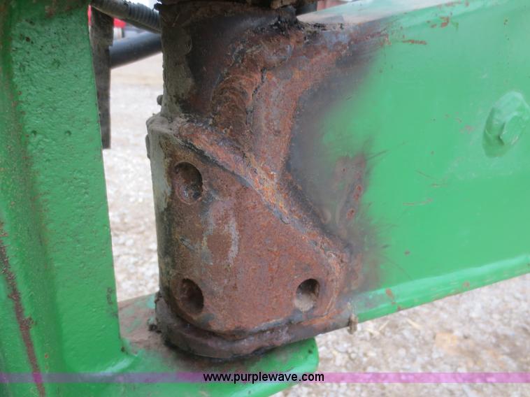 image for item D2235 1997 John Deere 1770 planter