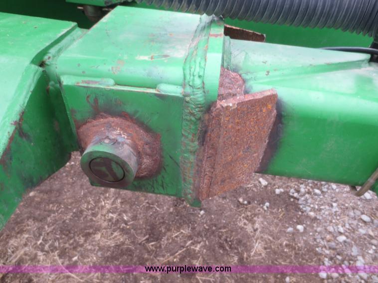image for item D2235 1997 John Deere 1770 planter