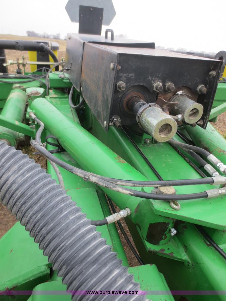 image for item D2235 1997 John Deere 1770 planter