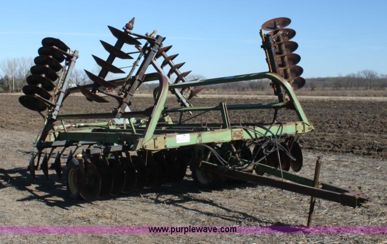 image for item F3393 John Deere T0230 double off-set disk