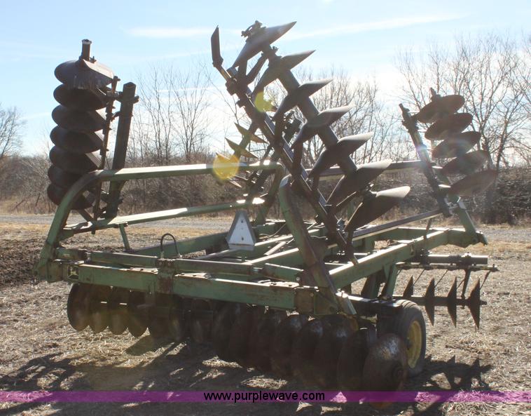 image for item F3393 John Deere T0230 double off-set disk