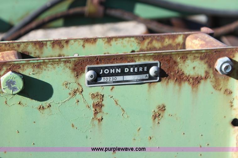 image for item F3393 John Deere T0230 double off-set disk
