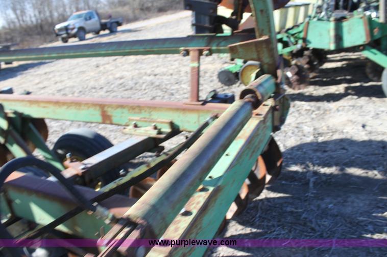 image for item F3393 John Deere T0230 double off-set disk