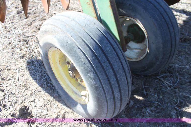 image for item F3393 John Deere T0230 double off-set disk