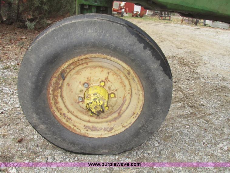 image for item G9859 1958 John Deere 730 row crop tractor