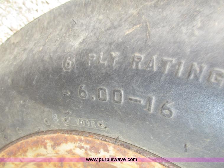 image for item G9859 1958 John Deere 730 row crop tractor