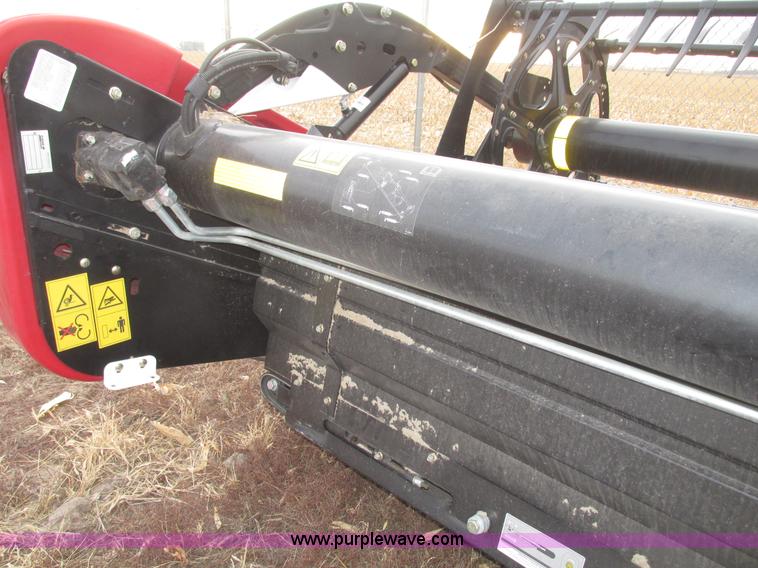 image for item G9860 2013 Case IH 2162 draper head