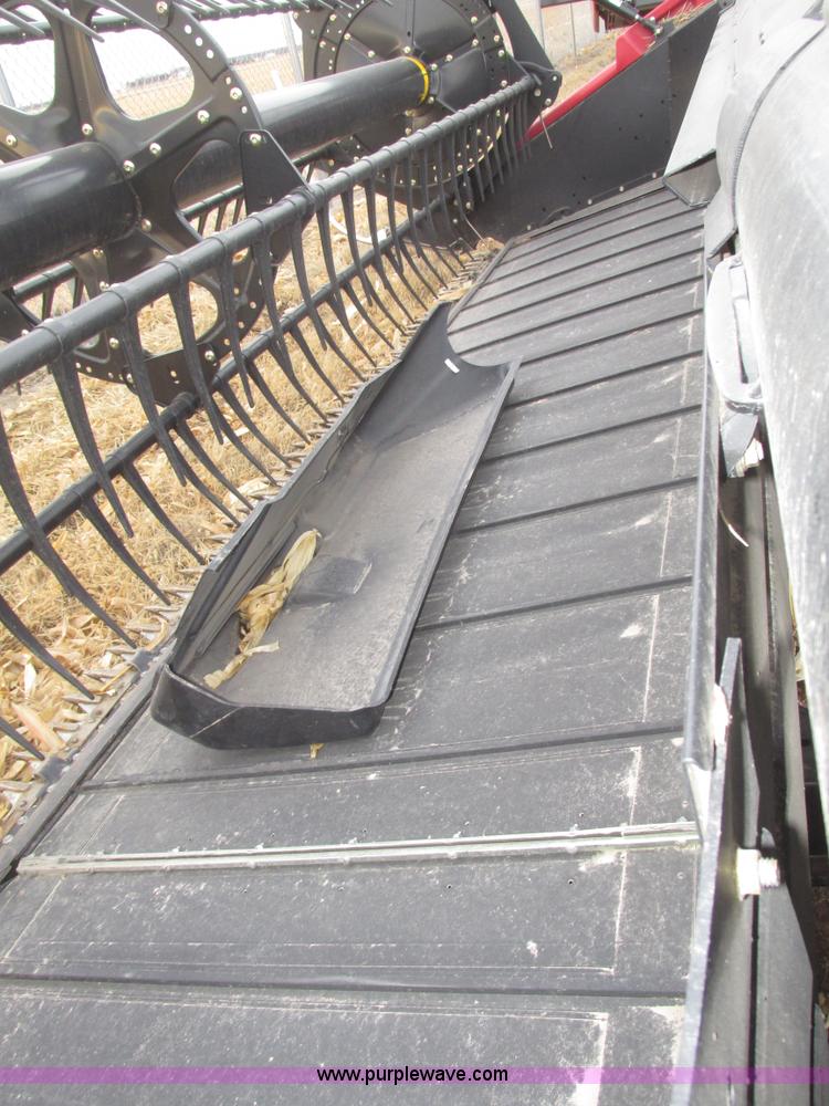 image for item G9860 2013 Case IH 2162 draper head