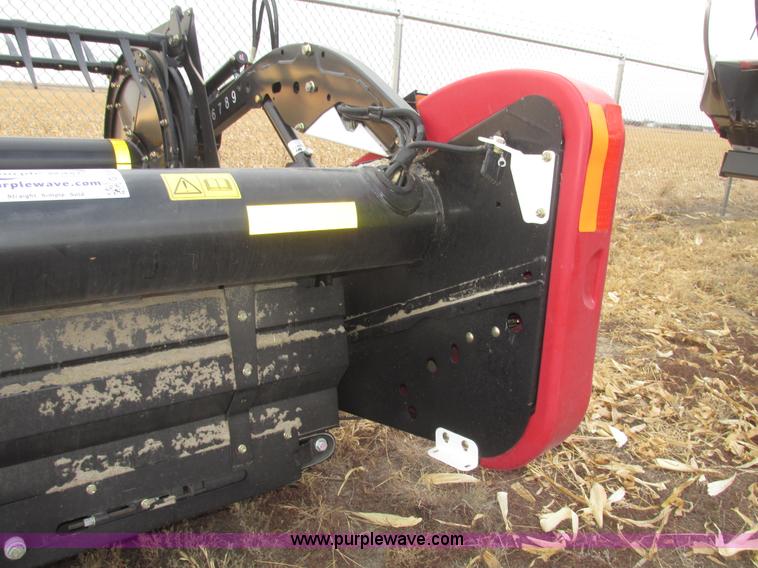 image for item G9860 2013 Case IH 2162 draper head