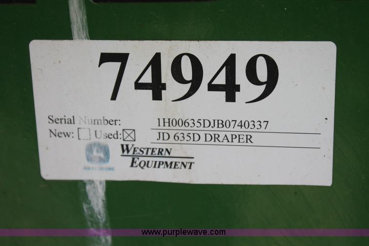 image for item H1685 2011 John Deere 635D draper head