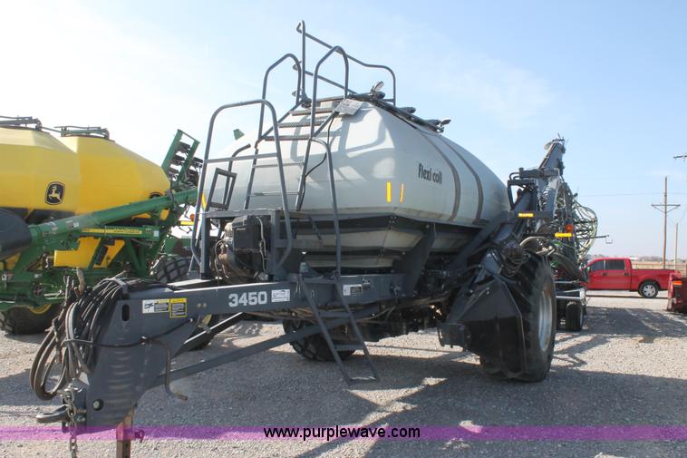 image for item H1686 2000 Flexi-Coil 7500 72' air hoe drill