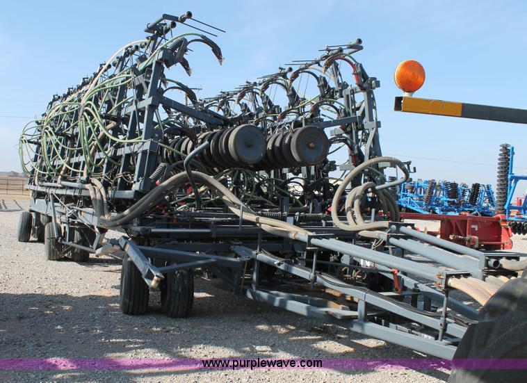 image for item H1686 2000 Flexi-Coil 7500 72' air hoe drill