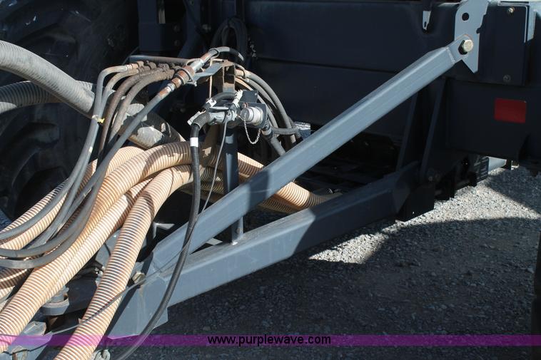 image for item H1686 2000 Flexi-Coil 7500 72' air hoe drill