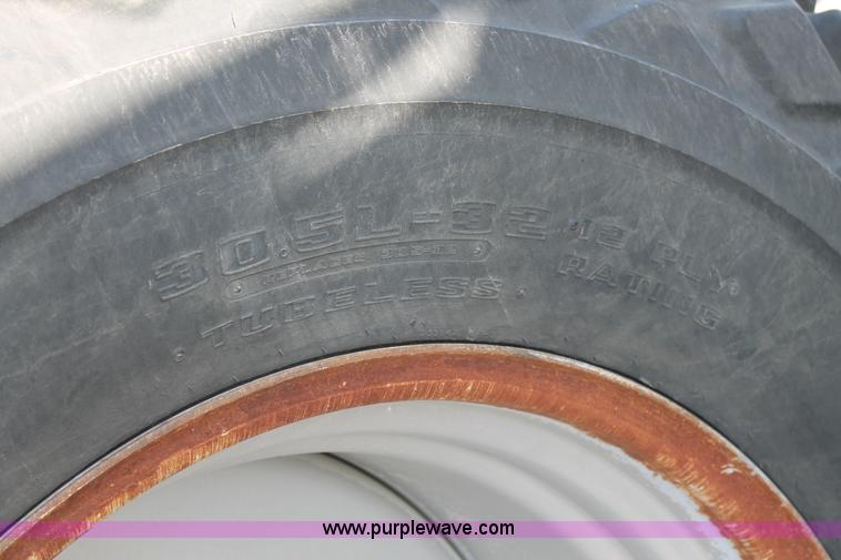 image for item H1686 2000 Flexi-Coil 7500 72' air hoe drill