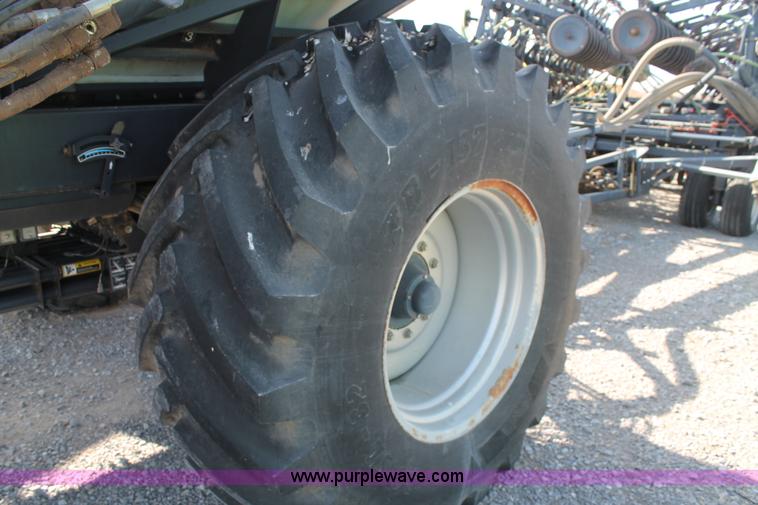 image for item H1686 2000 Flexi-Coil 7500 72' air hoe drill