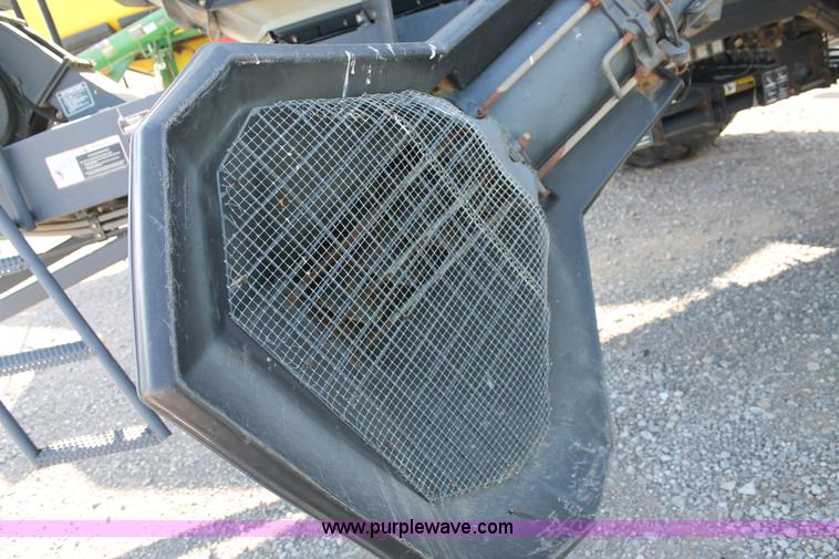 image for item H1686 2000 Flexi-Coil 7500 72' air hoe drill