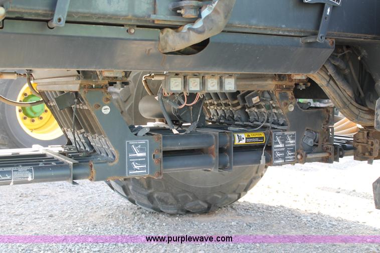 image for item H1686 2000 Flexi-Coil 7500 72' air hoe drill