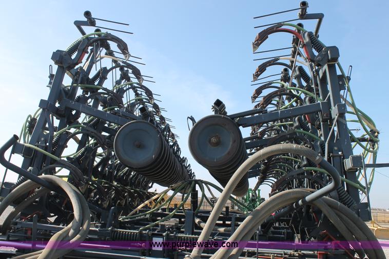 image for item H1686 2000 Flexi-Coil 7500 72' air hoe drill