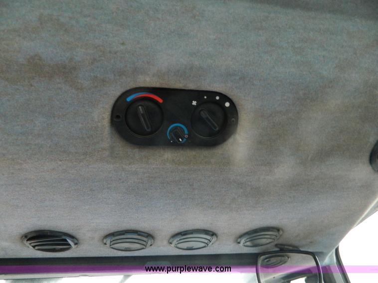 image for item H2306 2002 New Holland TL100 tractor