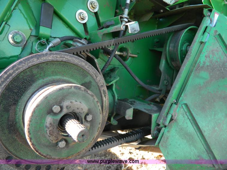 image for item H2307 2005 John Deere 9760 STS combine