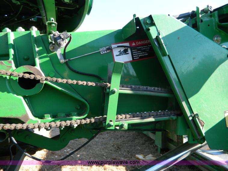 image for item H2307 2005 John Deere 9760 STS combine