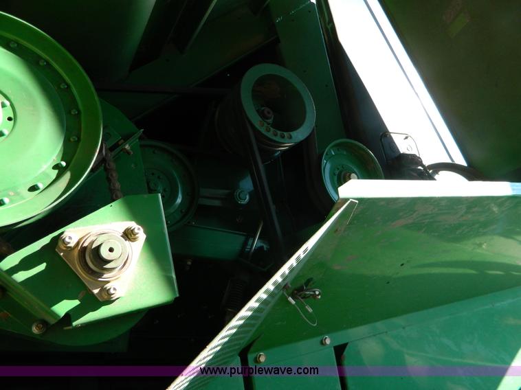 image for item H2307 2005 John Deere 9760 STS combine