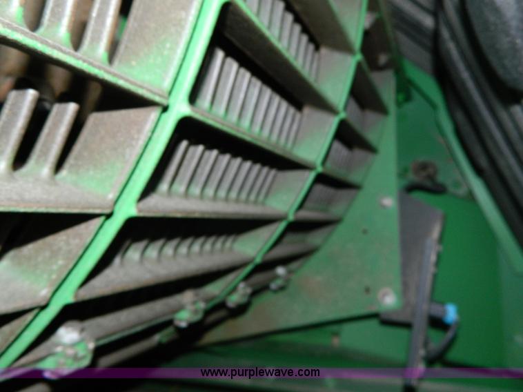 image for item H2307 2005 John Deere 9760 STS combine