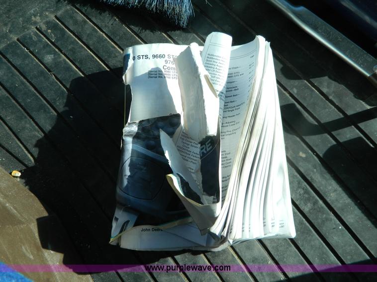 image for item H2307 2005 John Deere 9760 STS combine