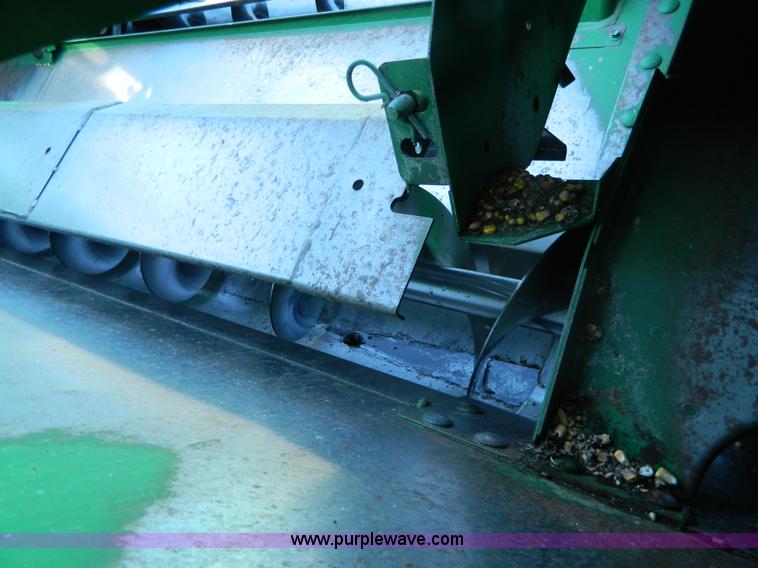 image for item H2307 2005 John Deere 9760 STS combine