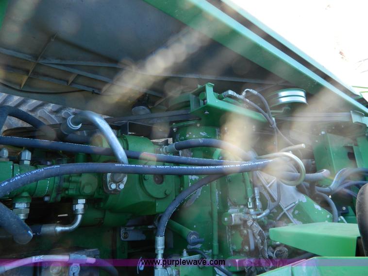 image for item H2307 2005 John Deere 9760 STS combine