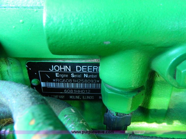 image for item H2307 2005 John Deere 9760 STS combine