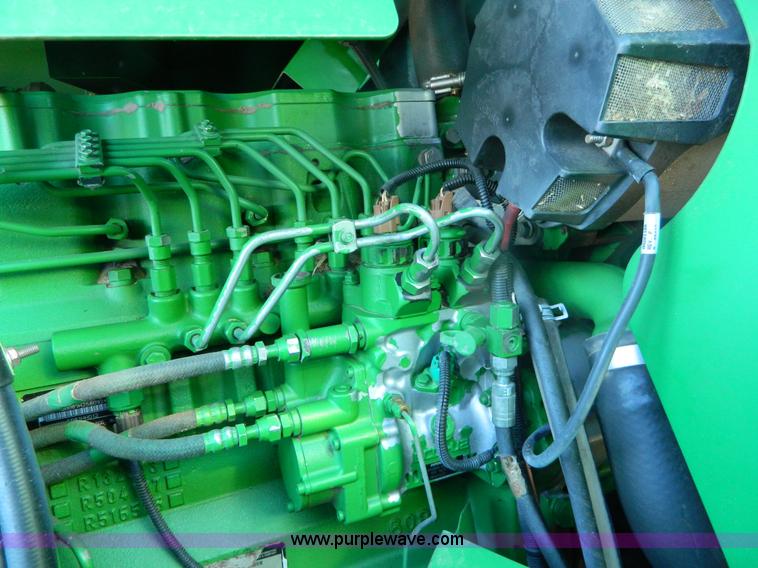 image for item H2307 2005 John Deere 9760 STS combine