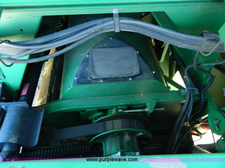 image for item H2307 2005 John Deere 9760 STS combine