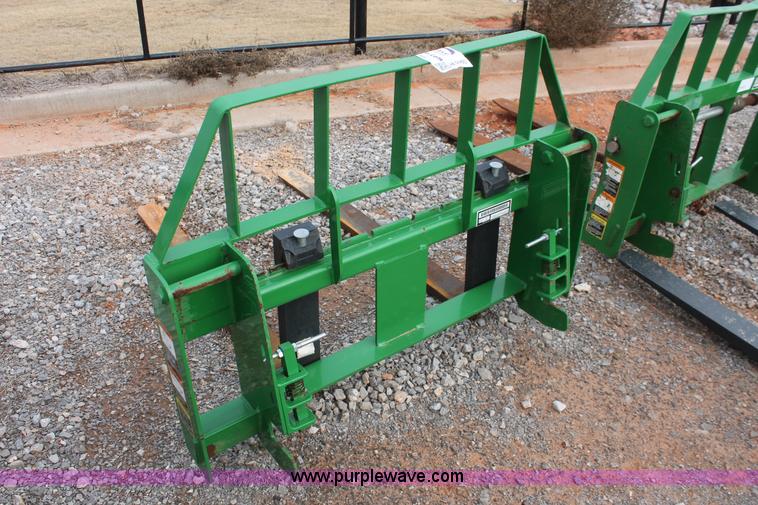 image for item H5980 Frontier AP12D pallet fork attachment