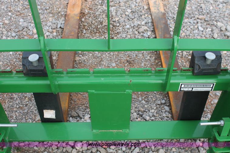 image for item H5980 Frontier AP12D pallet fork attachment