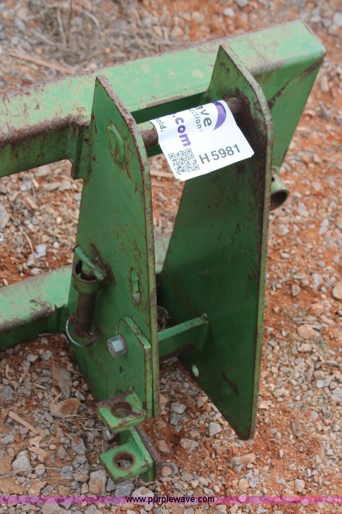 image for item H5981 Ottawa two spike bale spear