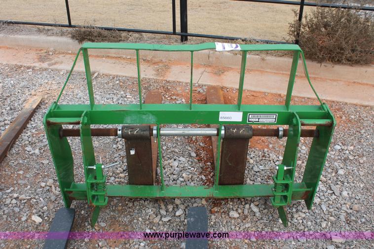 image for item H5982 Frontier AP13D pallet fork attachment