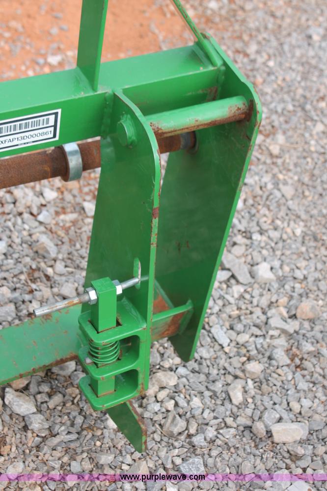 image for item H5982 Frontier AP13D pallet fork attachment