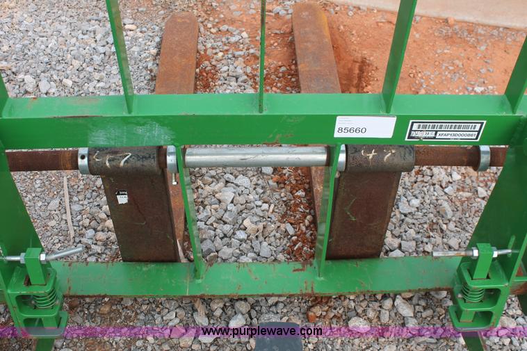 image for item H5982 Frontier AP13D pallet fork attachment