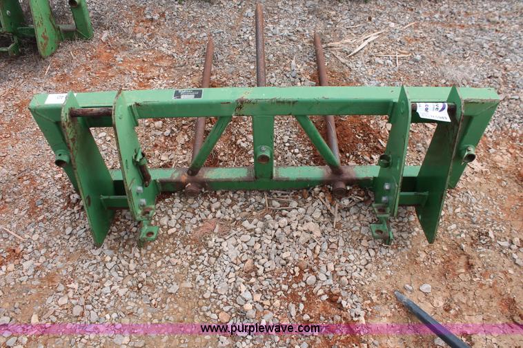 image for item H5983 Ottawa three spike bale spear